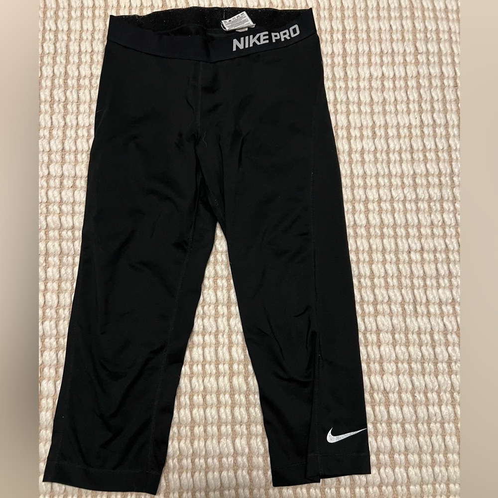 NikePro capris